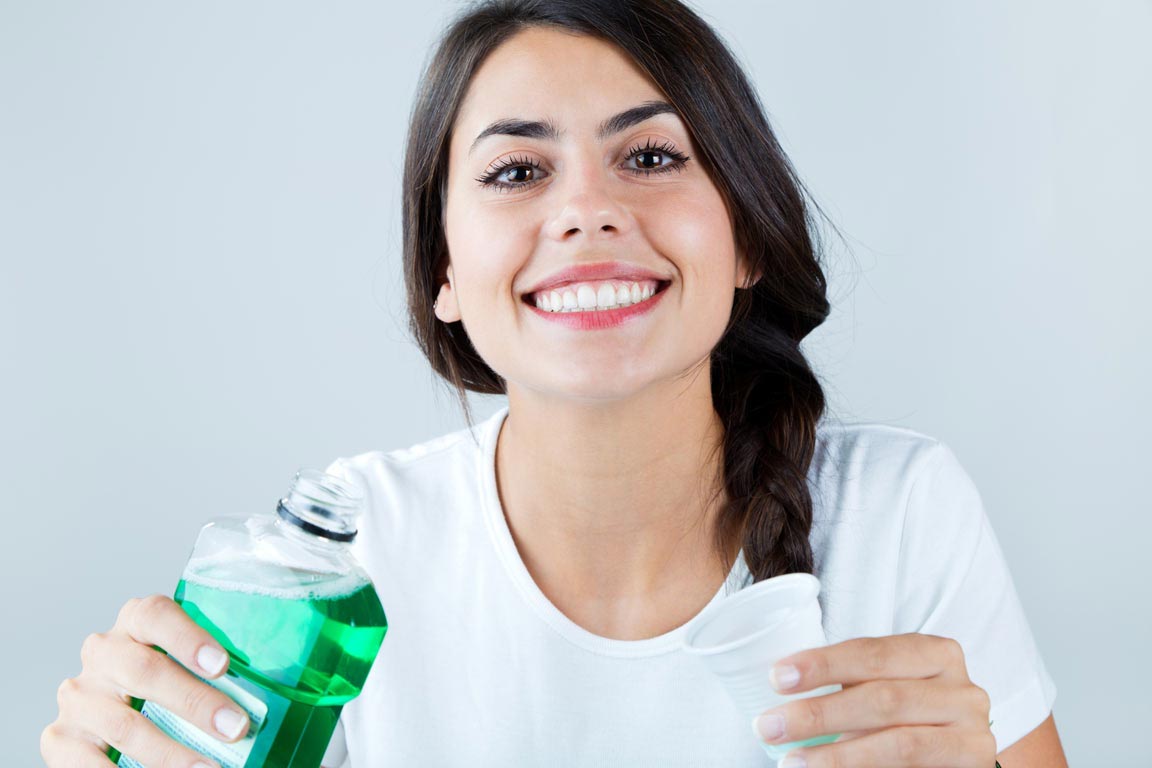 Mouthwash made with stevia can help fight cavities.