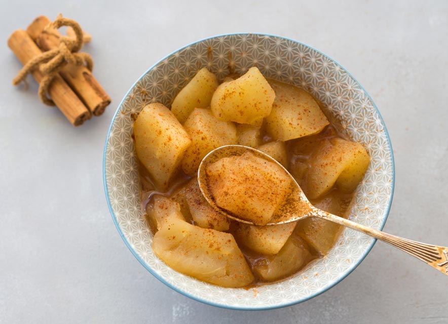 Easy, delicious, and healthy apple dessert recipe made with stevia.